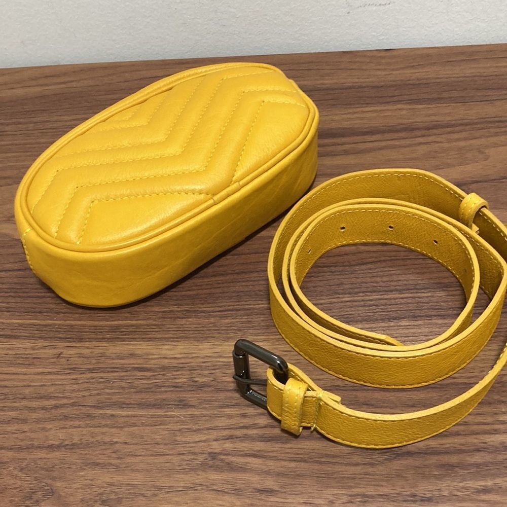 Italian Leather Bum Bag in Yellow Stitched design on front / gunmetal hardware. - Picture 8 of 13